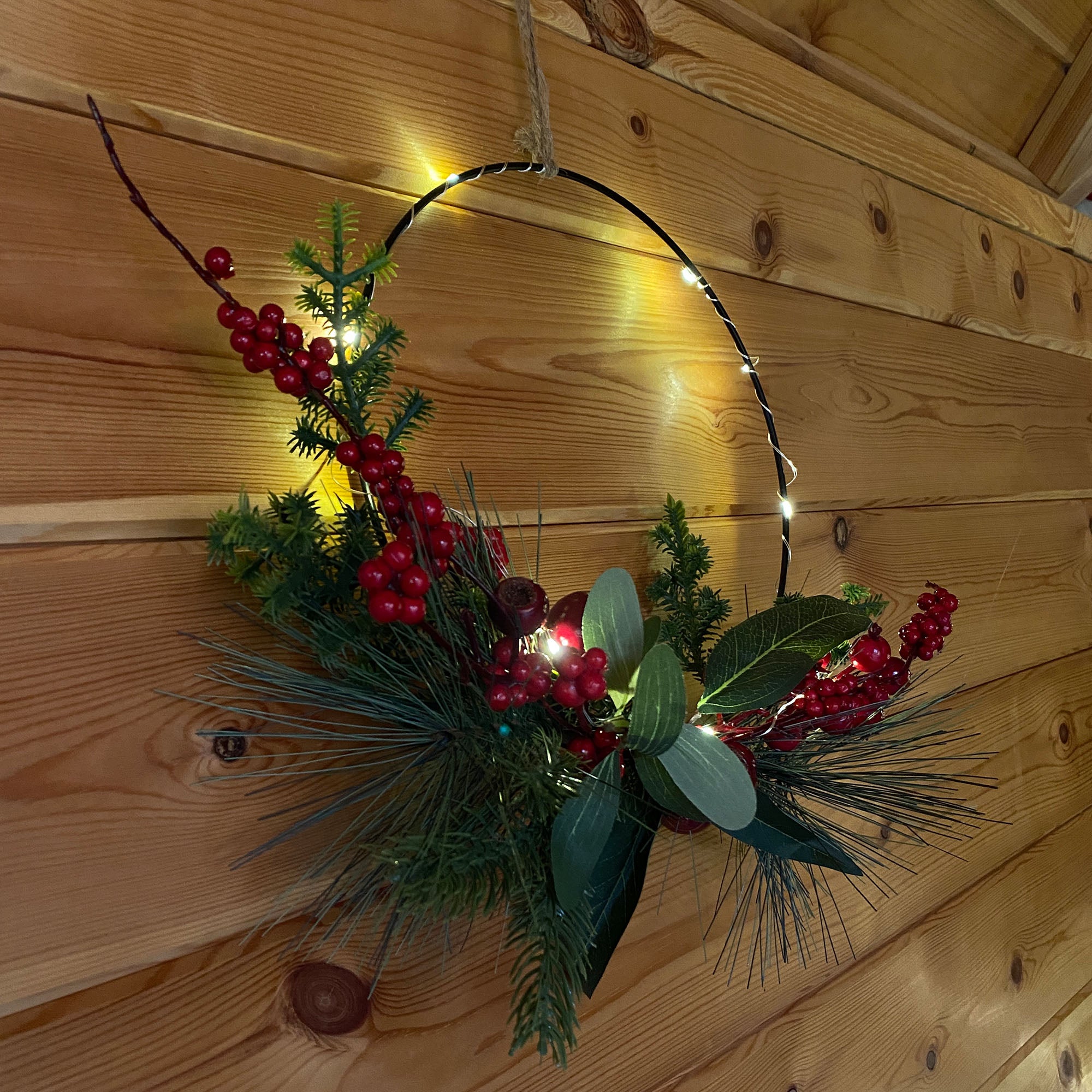Couronne lumineuse baies rouges