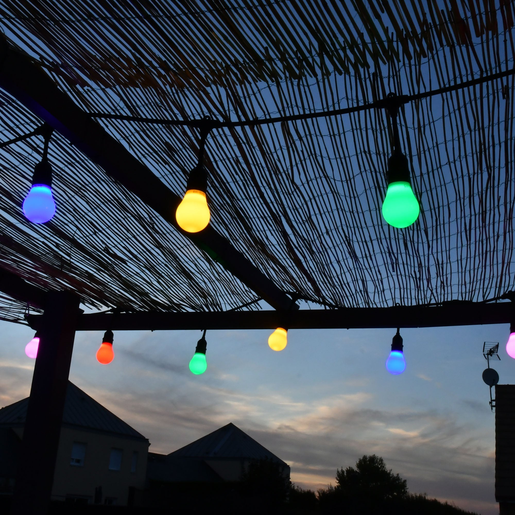 Guirlande guinguette Java