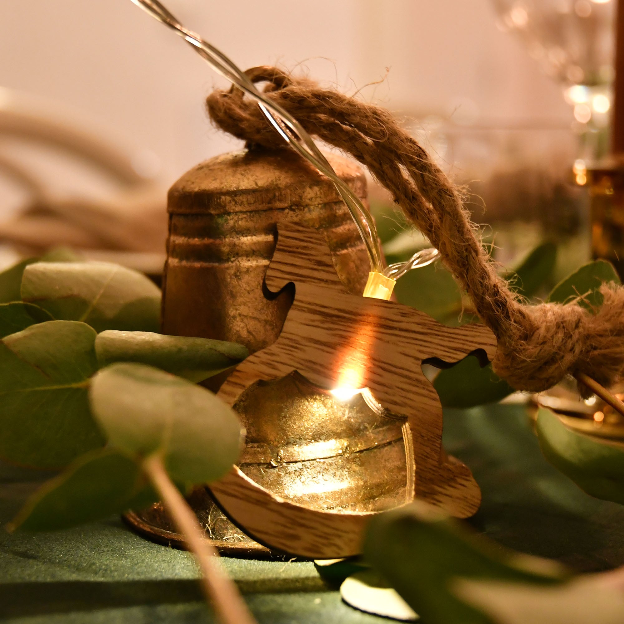 Guirlande lumineuse en bois