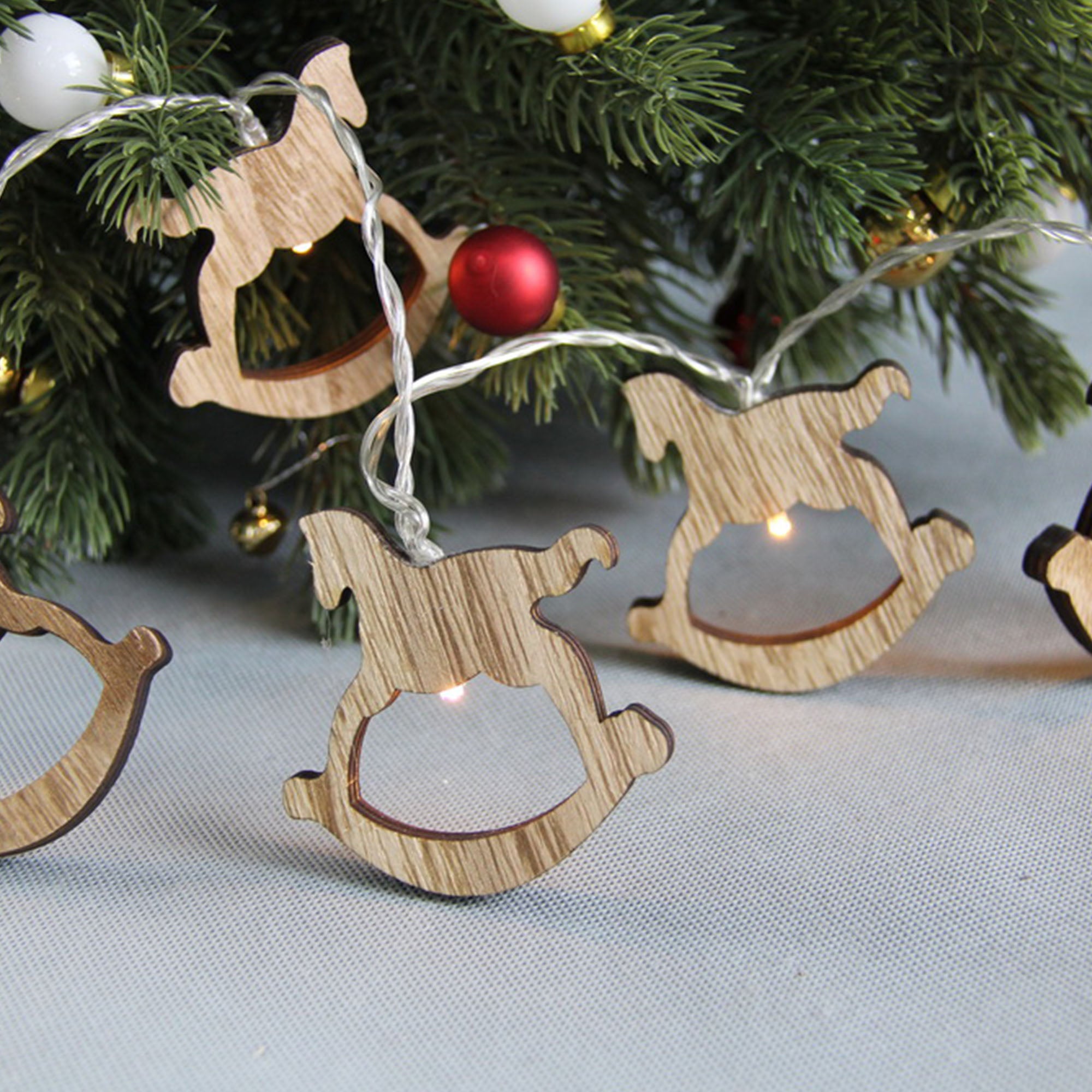 Guirlande lumineuse en bois